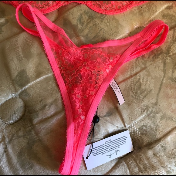 NWT For Love and Lemons X VS Bra & Panties Set L - Picture 11 of 14